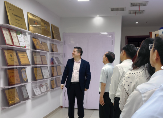 政企動(dòng)態(tài)|通州區(qū)委書(shū)記孟景偉走訪(fǎng)仟億達(dá)集團(tuán)調(diào)研企業(yè)發(fā)展情況